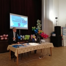 W Miejskim Ośrodku Kultury w Porębie odbyło się spotkanie informacyjne w ramach programu „Czyste Powietrze”. (2)