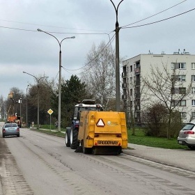 Wiosenne porządki w mieście. (4)