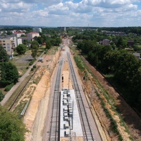 Porębski peron rośnie w oczach (1)