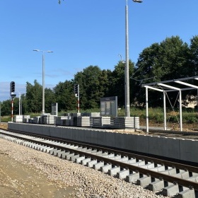 Porębski peron rośnie w oczach (5)