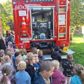 próbna ewakuacja w porębskim przedszkolu (9)