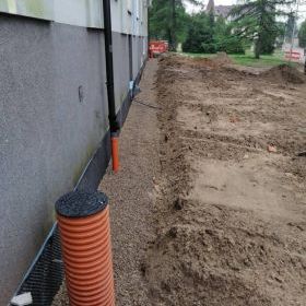 MOK remont odwodnienia i chodnika (2)