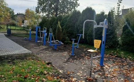 Nowe Boisko przy SP2 (2)